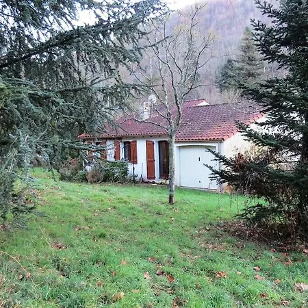 Maison 90m2 Avec Grand Parc Au Bord De La Riviere